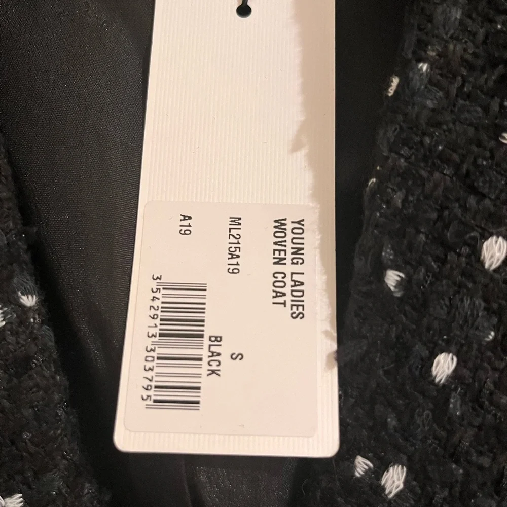 NWT Black Bouclé Blazer with Pearl Buttons and Trim - Picture 6 of 6